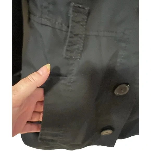 A Vero Moda jacket in size medium - Picture 4 of 6